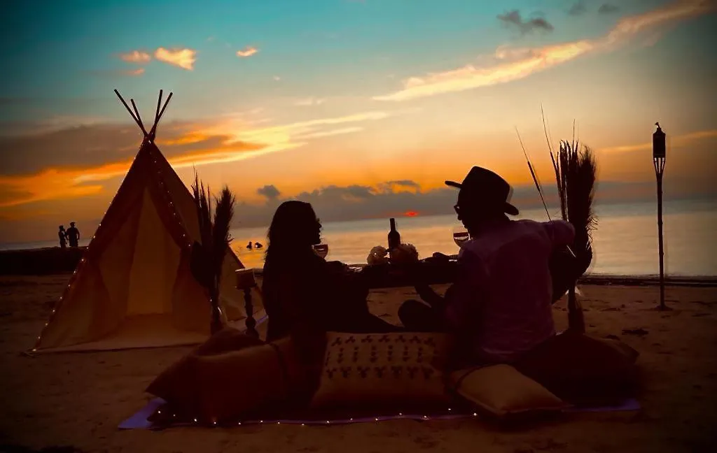 Luxury tent Picnic On The Beach Hotel Isla Holbox Mexico