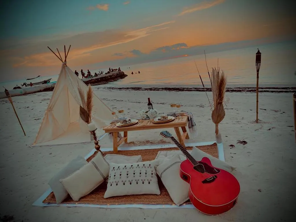 Picnic On The Beach Hotel Isla Holbox Luxury tent